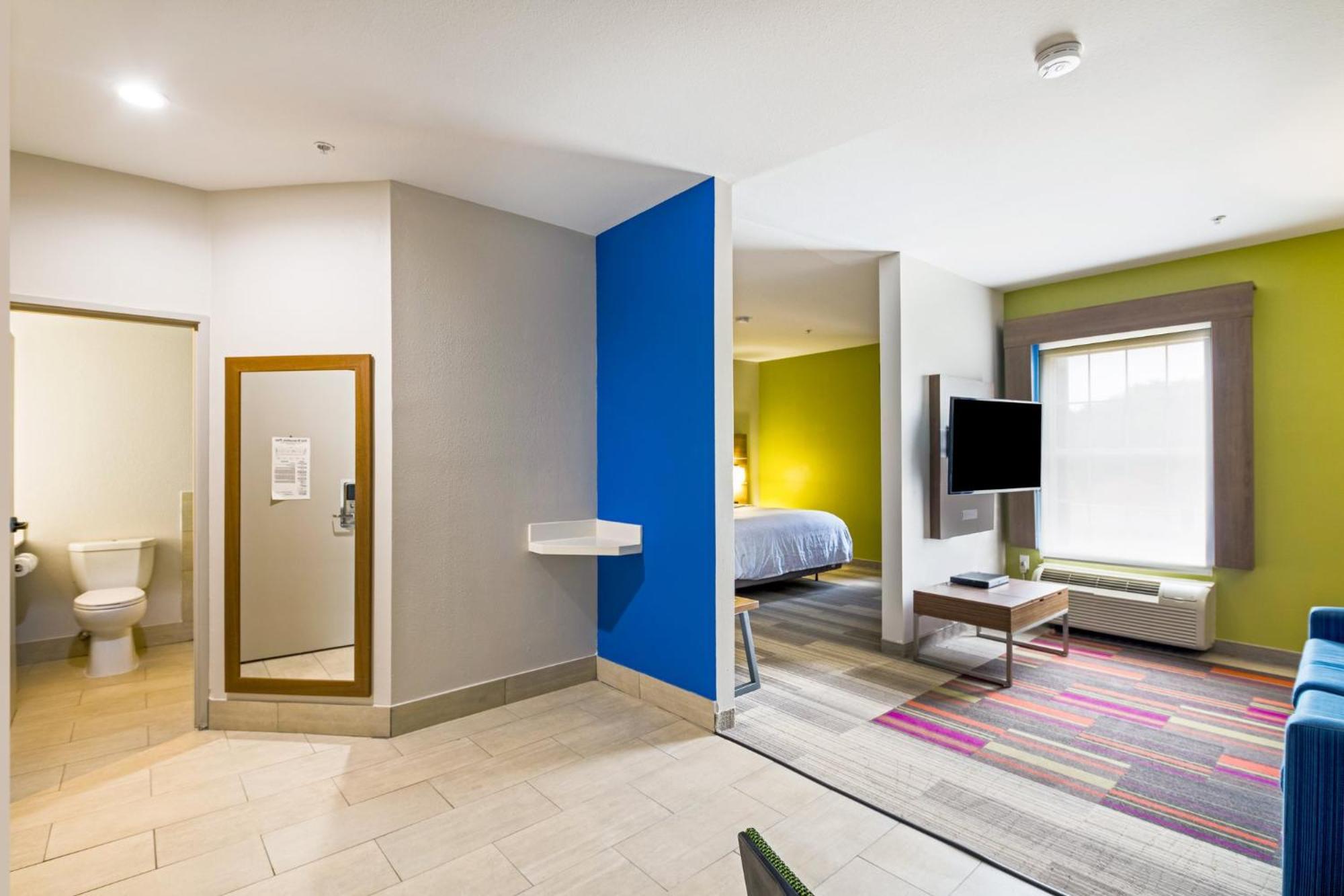 Holiday Inn Express Hotel & Suites Columbus By Ihg Extérieur photo